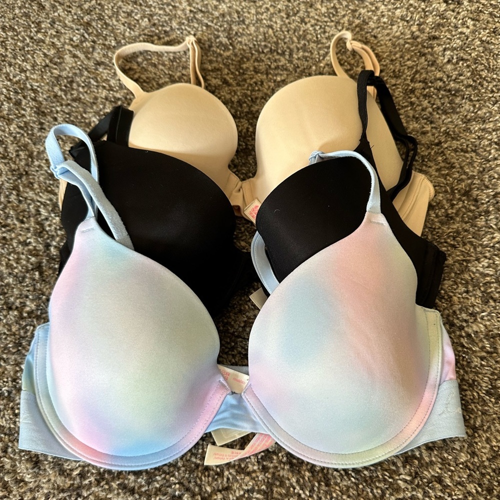 3 Victoria’s Secret PINK 32D Bras